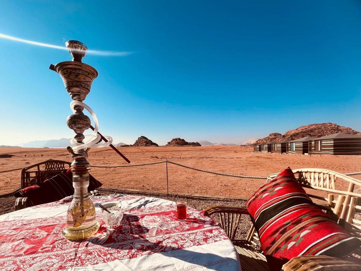 Wadi Rum Bedouin Tour With A Camp ภายนอก รูปภาพ